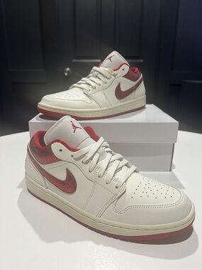 Jordan 1 Low “Ruby” Men’s Size 10.5